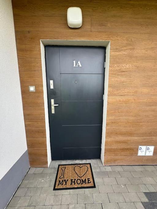 Butterfly Apartment Rzeszow Luaran gambar